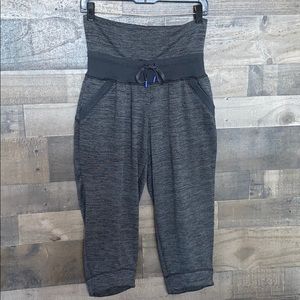 Gray Althleta Cropped Sweat Pants